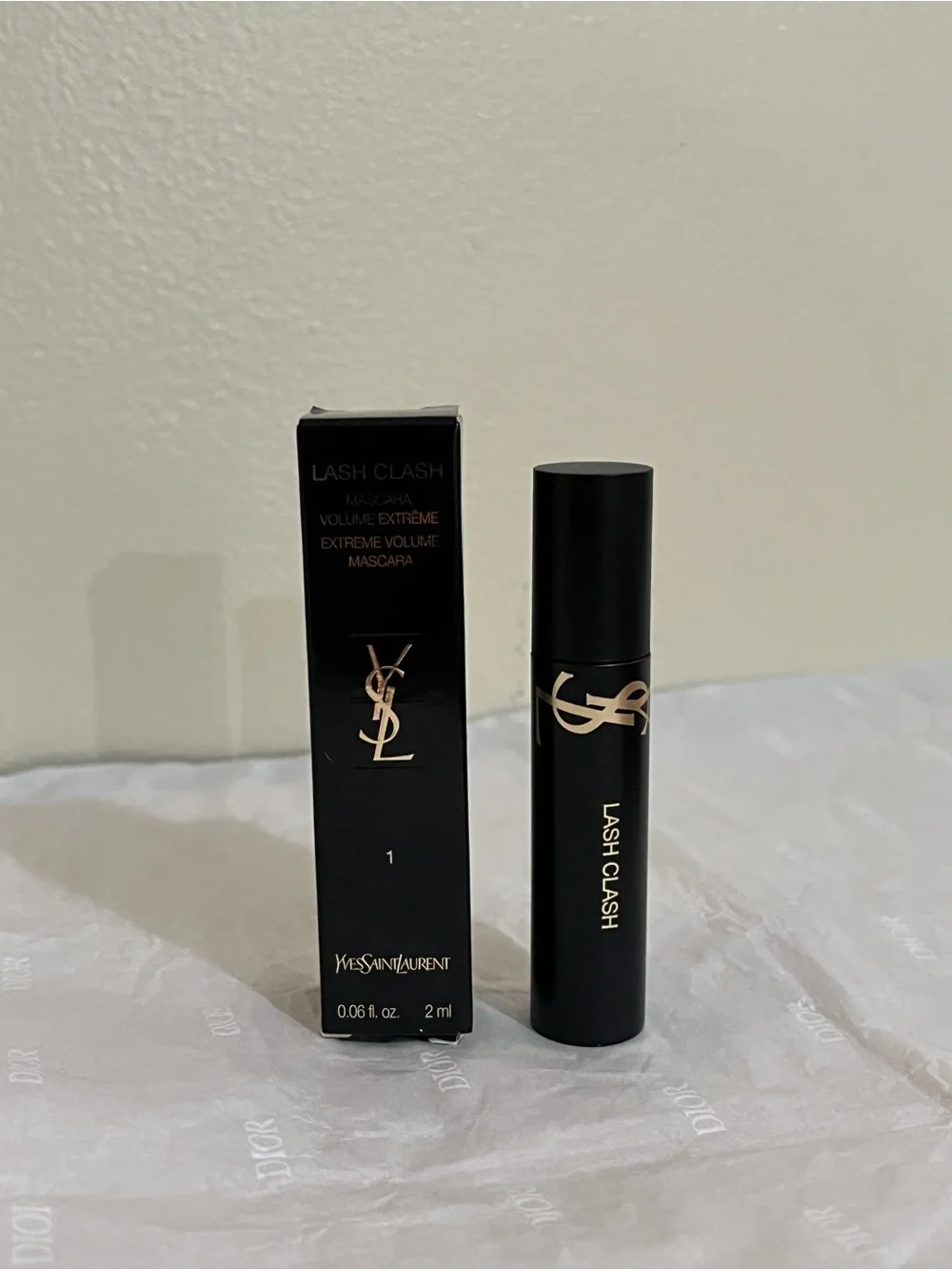 Yves Saint Laurent Lash Clash Mascara with box — 2 ml Black and Gold Packaging